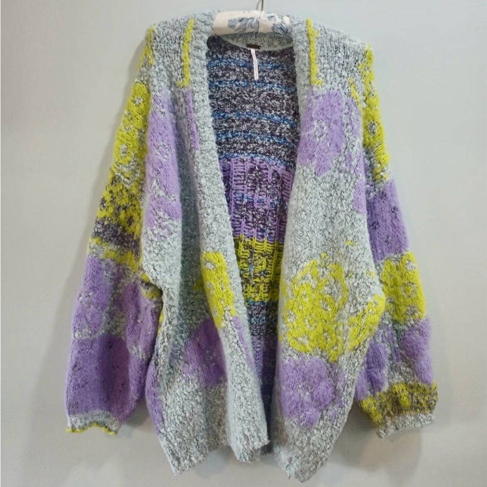 FREE PEOPLE GATHER ME CLOSE CARDI NWOT SIZE MEDIUM  NO LONGER SOLD ON FP SITE!